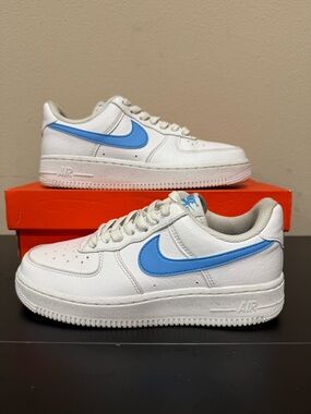 Size 6 - Nike Women’s Air Force 1 ‘07 SE Next Nature “White University Blue”